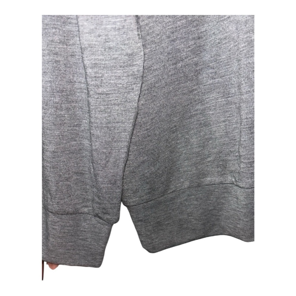 🦄 Torrid Sleep Lips & Hearts Sweatshirt P:26” L:30”, Sz 3 (22-24) - Picture 4 of 6